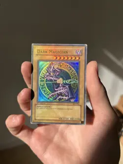 Yu-Gi-Oh Dark Magician SDY-006 Ultra Rare 1st Edition Holobleed - Image 3