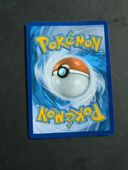 Pokemon PIKACHU 35/108 - EVOLUTIONS SET CRACKED ICE HOLO POKEMON - (NM) - Image 2