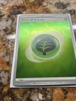 SVE009 Basic Leaf Energy Holo - Prismatic Evolutions Pokemon TCG - Image 2