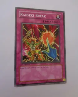 Raigeki Break 5DS2-EN036 (Common, 1st Edition, Excellent / VLP) Yugioh - Image 1