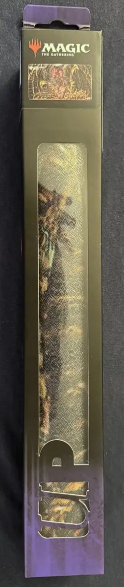 Magic: The Gathering Commander Series 6 Sliver Queen Holofoil Playmat - Image 2