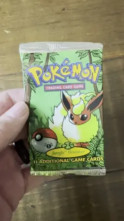 W.O.T.C First (1st) Edition Pokemon Jungle Booster Pack Flareon Art 742818060639 - Image 2