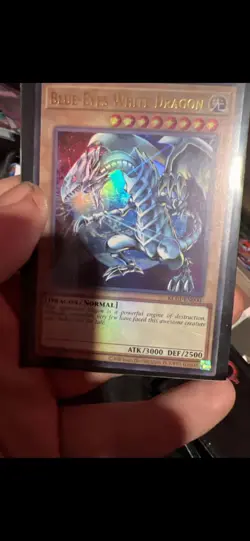 Blue-Eyes White Dragon (UR) KC01-EN000 25th Anniversary Ultimate Kaiba Set... - Image 1