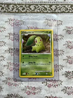 CHIKORITA - 77/123 - Mysterious Treasures - Common - Pokemon Card - NM - Image 1