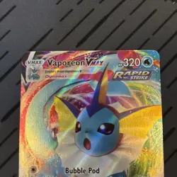 Pokemon TCG Vaporeon VMAX Evolving Skies Holo Ultra Rare Card 030/203 - Image 2
