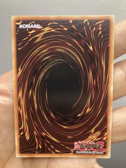 YUGIOH! Blue-Eyes Chaos Dragon LDS2-EN017 Secret Rare 1st Edition MINT - Image 2
