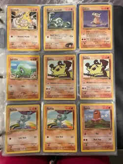 Pokemon Random Lot 20 Pokemon Cards Mix - Image 1