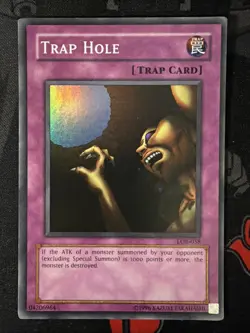 Trap Hole LOB-058 Unlimited Super Rare MP - Image 3