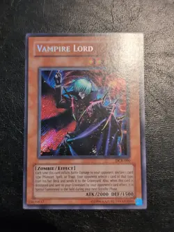Yu-Gi-Oh! SECRET RARE HOLO CARD VAMPIRE LORD DCR-000 1996 VINTAGE PRINT VLP - Image 1
