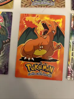Topps Pokemon cards lot Charizard - Image 3
