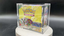 Pokemon TCG SWSH Evolving Skies Booster Box Sealed w/ Acrylic Case - Image 2