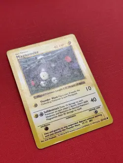 Magnemite 053/102 Pokemon Base Set 1999 (Shadowless) Regular (HP) - Image 2