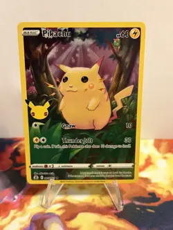 2021 Pokemon TCH SWSH Celebrations Pikachu Holo #005/025 - Image 2