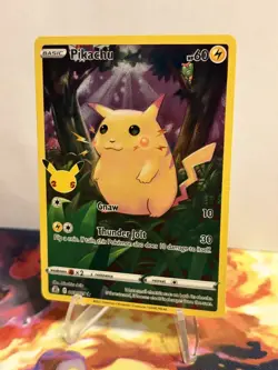 2021 Pokemon TCH SWSH Celebrations Pikachu Holo #005/025 - Image 4