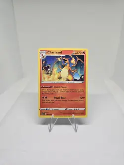Charizard RARE card 025/185 SWSH Vivid Voltage 2020 Flame Dragon Pokemon TCG - Image 2
