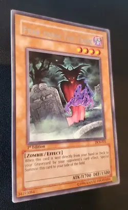 Yu-Gi-Oh! Fear from the Dark DCR-025 Dark Crisis 1st Edition (2003) NM - Image 2