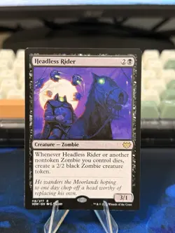 Magic: The Gathering Headless Rider Creature Zombie Innistrad VOW Card 118 Rare - Image 1