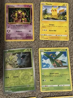 Pokemon TCG 19 Card Lot - Mewtwo Pokemon card holder included - Image 4
