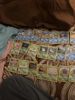 Vintage Pokemon Card Lot Grass Water Type Gen 12 Wooper Oddish Paras Ends Sunday - Image 1