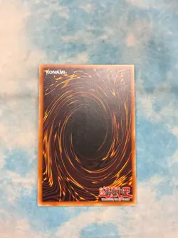 YUGIOH BLUE-EYES WHITE DRAGON SUPER RARE 1ST EDITION EXCELLENT DPKB-EN001 - Image 3