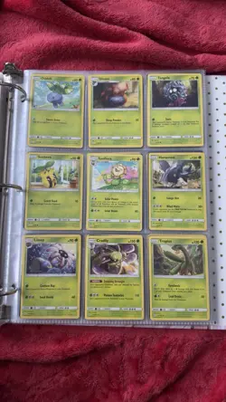 Pokemon Cosmic Eclipse 135 Card Lot - Commons/Uncommons/Rares - Image 1