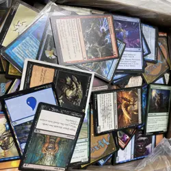 Unsorted Magic: The Gathering TCG and CCG Trading Cards (2000 Plus Cards) - Image 5
