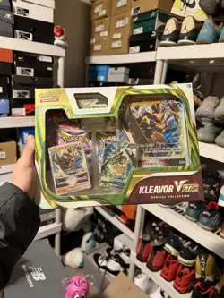 Pokemon TCG Kleavor VSTAR Premium Collection NEW SEALED - Image 1