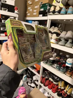 Pokemon TCG Kleavor VSTAR Premium Collection NEW SEALED - Image 3