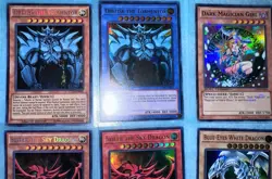 Yu-gi-oh Set Of 10 Blue Eyes/Dark Magician/Obelisk/Slifer/Ra/Red Eyes - Image 5