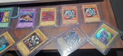Yu-Gi-Oh! TCG Konami Foil Vintage 1996 Card Lot Red-Eyes, Blue-Eyes Toon, Magic… - Image 2