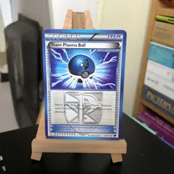 Pokemon Trading Card Game Trainer Team Plasma Ball, Plasma Freeze 105/116 - Image 1