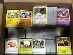 HUGE Pokemon BULK lot 21lbs 4000+ Cards Common Uncommon HOLO RARE Reverse Holo - Image 3