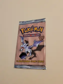 Pokemon Fossil Booster Pack - Aerodactyl Art - Factory Sealed 20.50 g - Image 1