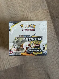 POKEMON SUN & MOON UNBROKEN BONDS FACTORY SEALED 36 PACK BOOSTER BOX IN CASE - Image 2