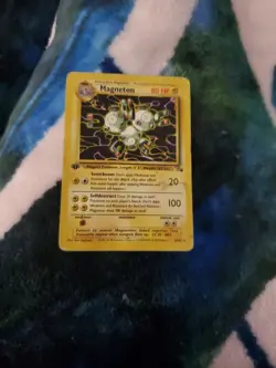 1999 Pokemon Fossil 1st Edition Magneton #26/62 - Image 1