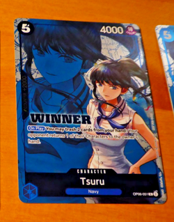 ONE PIECE ENGLISH CARD GAME WINNER HOLO CARTE Tsuru OP06-051 ALT EN MINT - Image 1