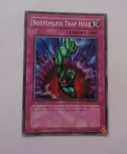 Bottomless Trap Hole SDZW-EN034 (Common, 1st Edition, Excellent / VLP) - Image 1
