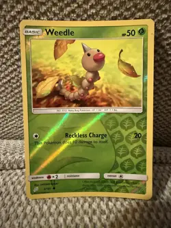 REVERSE HOLO Pokemon Card Sun & Moon Team Up TCG Card Weedle 3/181 - Image 1