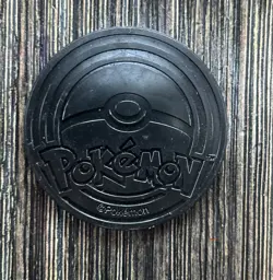 Pokemon Battle Academy COIN Charizard Pikachu Mewtwo Jumbo Foil Coin!! - Image 2