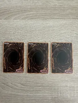 Yugioh Cards Harpie Lady 1 2 3 Holos Set With Bonus Gift - Image 2