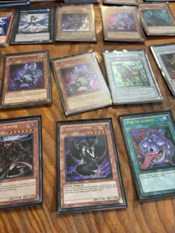 Yu-Gi-Oh Cards Lot Vintage 1996 Old Cards Look To Pictures Holographic And More - Image 3