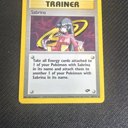 2000 POKEMON - GYM CHALLENGE - SABRINA - TRAINER - HOLO - 20/132 - NM/LP - Image 3