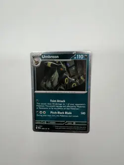 Pokemon Umbreon 059/131 (Cosmos Holo) Prismatic Evolutions Exclusive Tin Art - Image 2