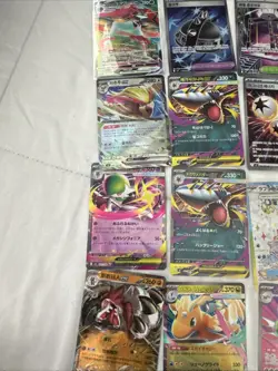 Pokemon 24 Card Lot NM Ex Various Languages (Japanese/Chinese/Korean) - Image 2