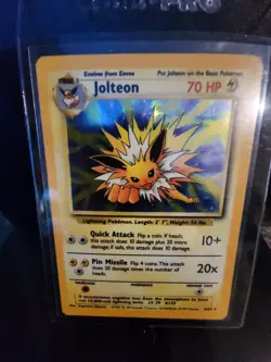 Pokemon TCG Jolteon Jungle Holo NO SYMBOL Misprint 4/64 - Image 1