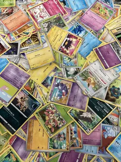 2.5LB Lot of Various Mixed Assorted Pokemon Cards TCG CCG Trading Cards - Image 4