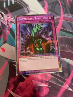 YUGIOH - BOTTOMLESS TRAP HOLE - MP25 - STARLIGHT RARE - NM - Image 1