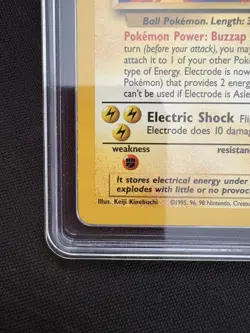 Pokemon Base Set Electrode 21/102 Vintage 1999 Grading 8 - Not PSA Mint - Image 4