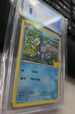 CGC MINT 8 Pokemon Mudkip 19/25 2021 Confetti Reverse Holo - Image 3