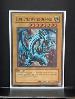 Yu-Gi-Oh! TCG Blue-Eyes White Dragon SKE-001 Super Rare. NM/M - Image 1